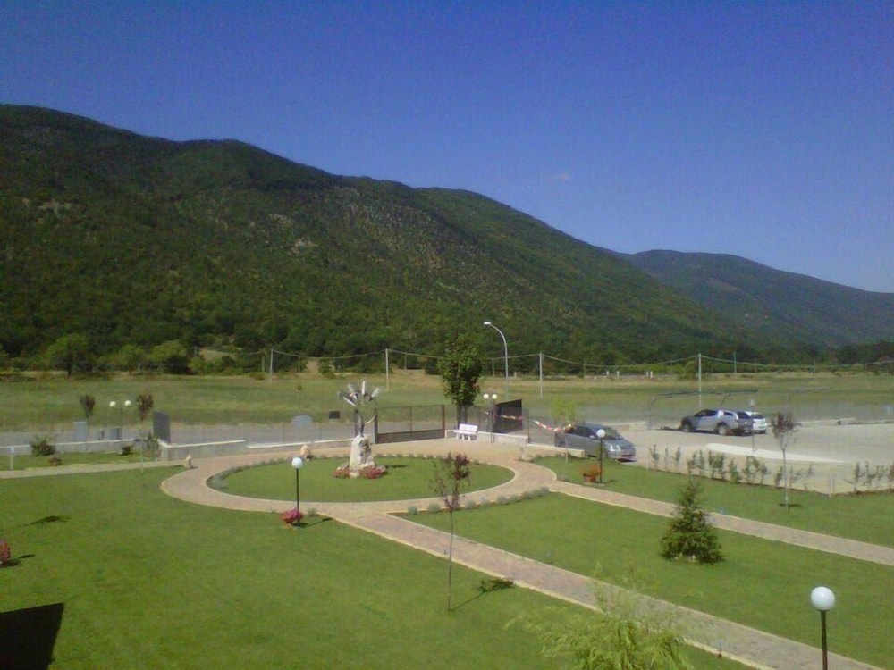 Photo 16
