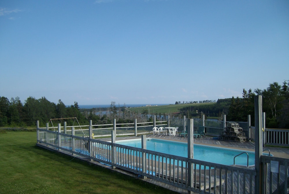 Singing Sands Inn Motel