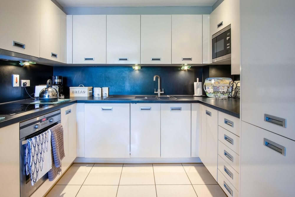 29 Rhodewood House - 2 Bedroom - Saundersfoot