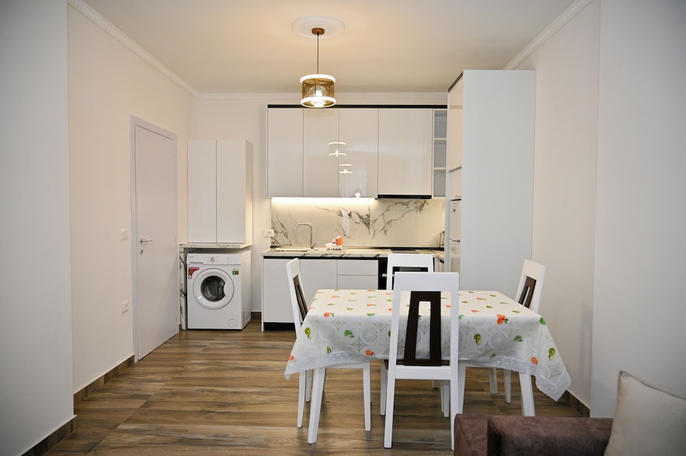 Elite Apartments