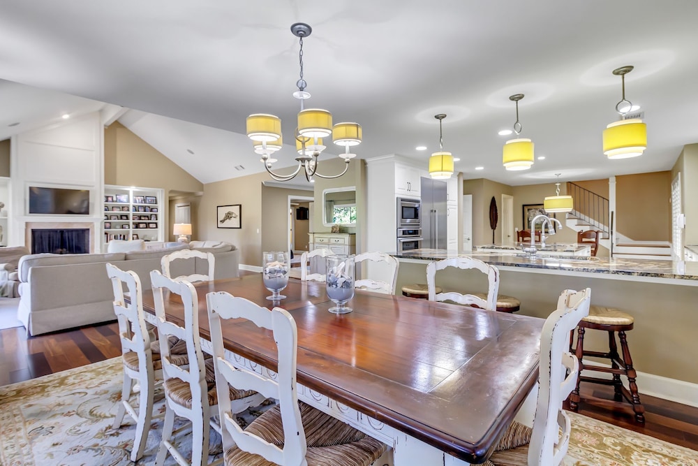5 Battery Road at The Sea Pines Resort