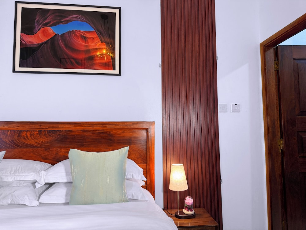 Kayz Haven Kololo 1BR Sereneville