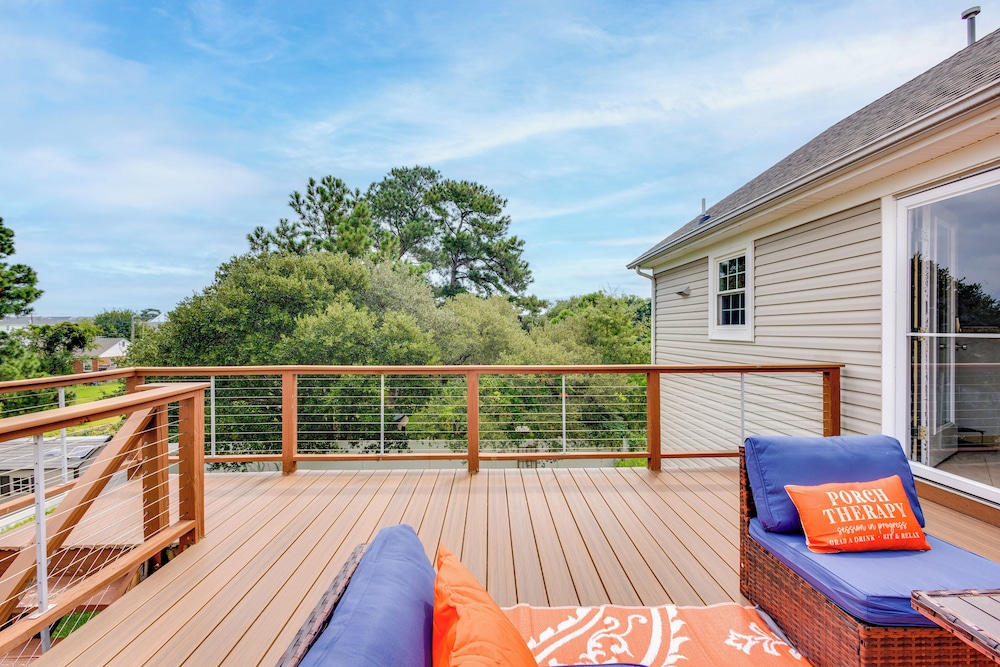 Walk to East Beach: Apt w/ Outdoor Space