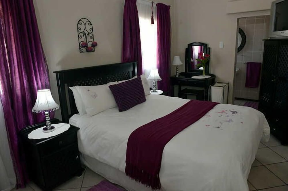Rita Guest House