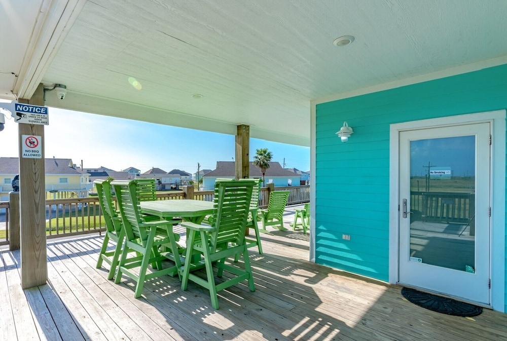Sunkissed Castle 4 Bedroom Home