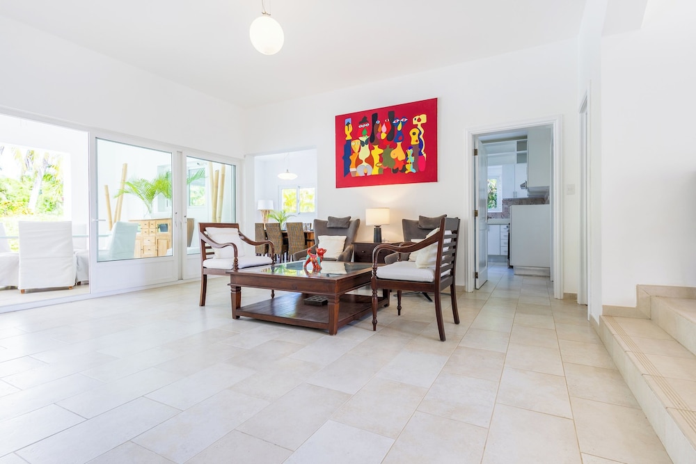 Villa Buganvilla 252 - 4BR Pool Jacuzzi Golf