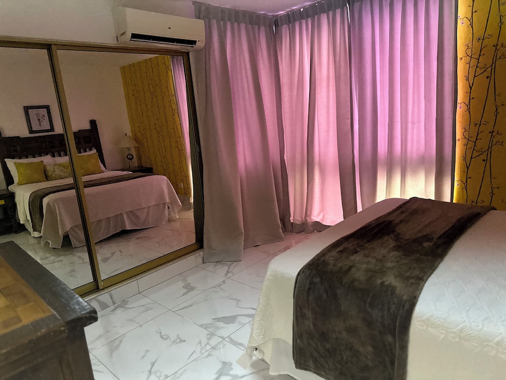 Onyx luxury rd