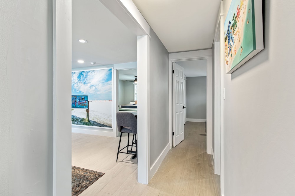 Sarasota Resort-like Living Near Siesta Key For 10