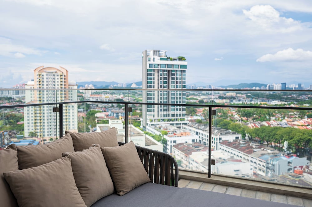HighPark Suites by Airhost