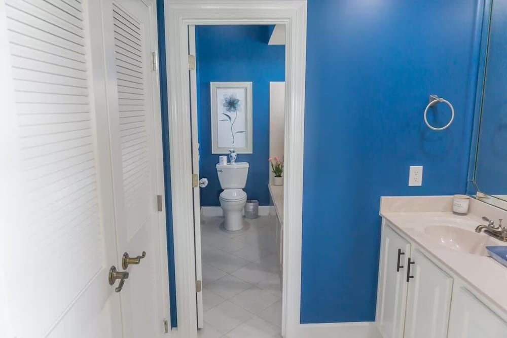 Pavilion Palms 204c