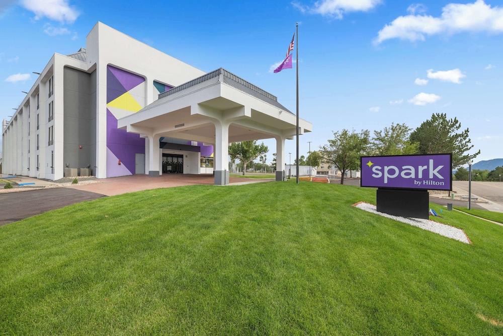 Hotel Spark by Hilton Colorado Springs I 25 Central