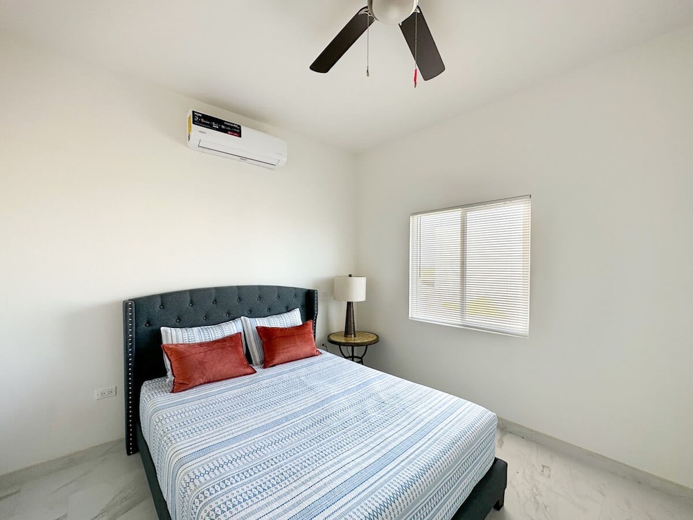 Modern Home in The Exclusivity of Las Conchas