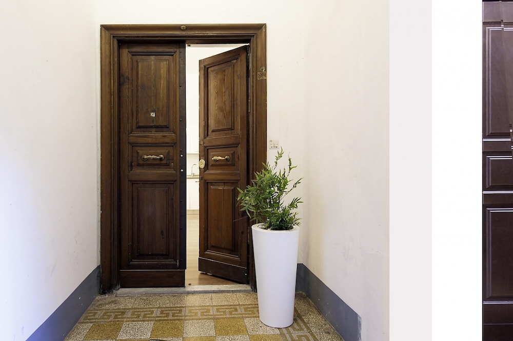 Babuino Deluxe - Spanish Steps