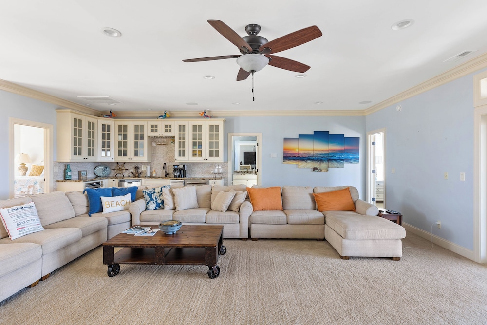 Permuda Private Island by Topsail Realty