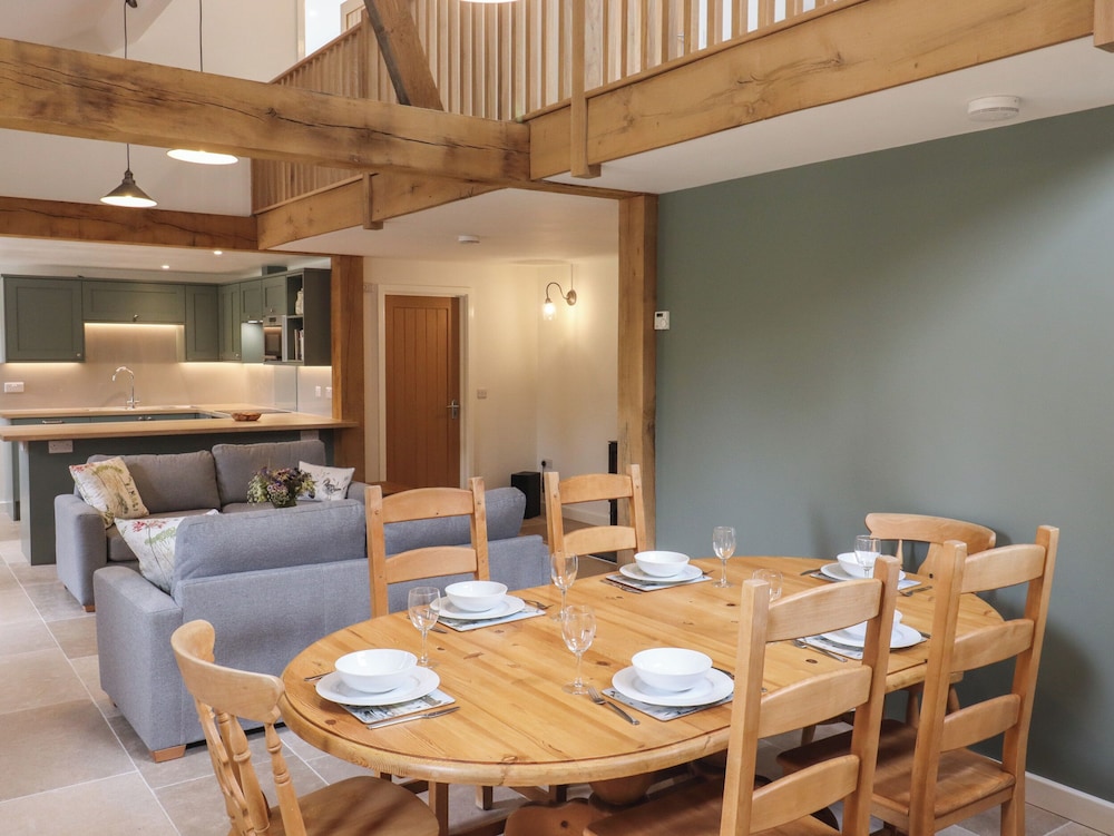 Swallows Lodge