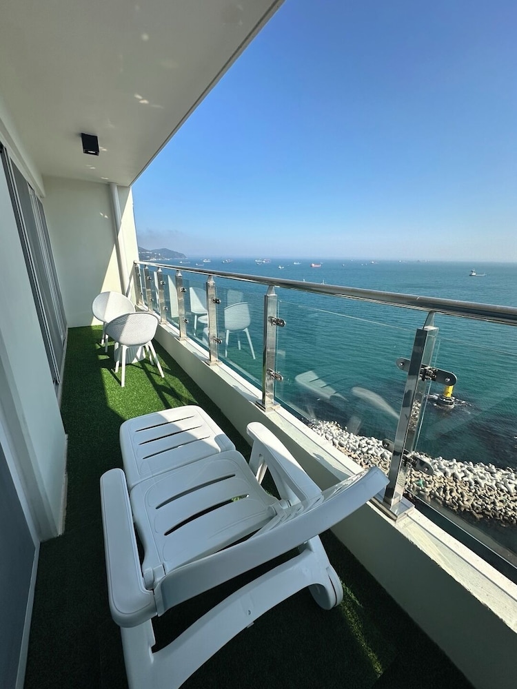 THE DECEMBER STAY Busan Ocean Terrace