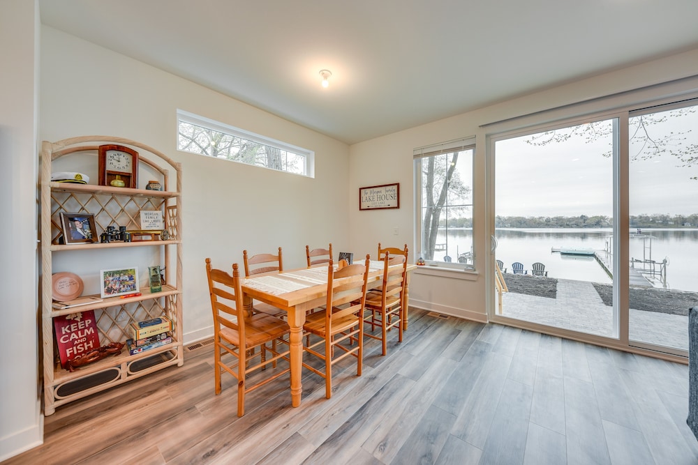Burlington Vacations - Lakefront Burlington Vacation Rental: Dock  Beach - Property Image 8