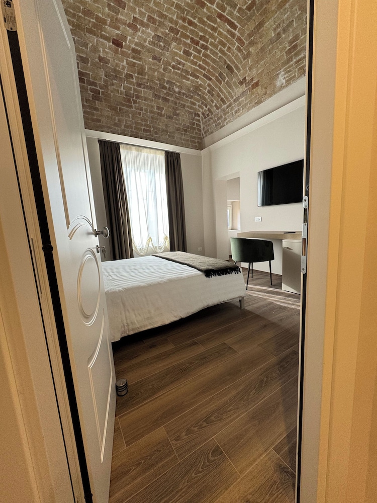 B&B PALAZZO CROGHAN