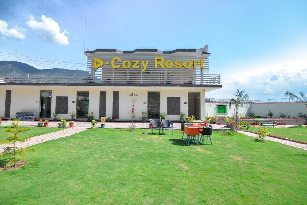 D-Cozy Resort