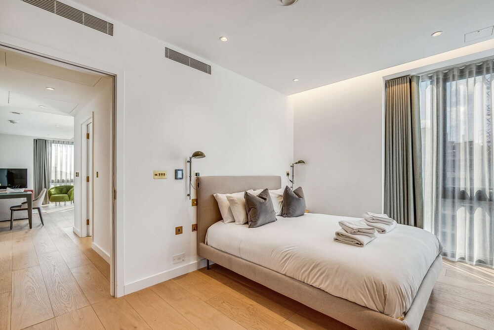 Elegant 3-bedroom Condo