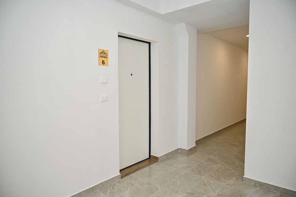 Elite Apartments