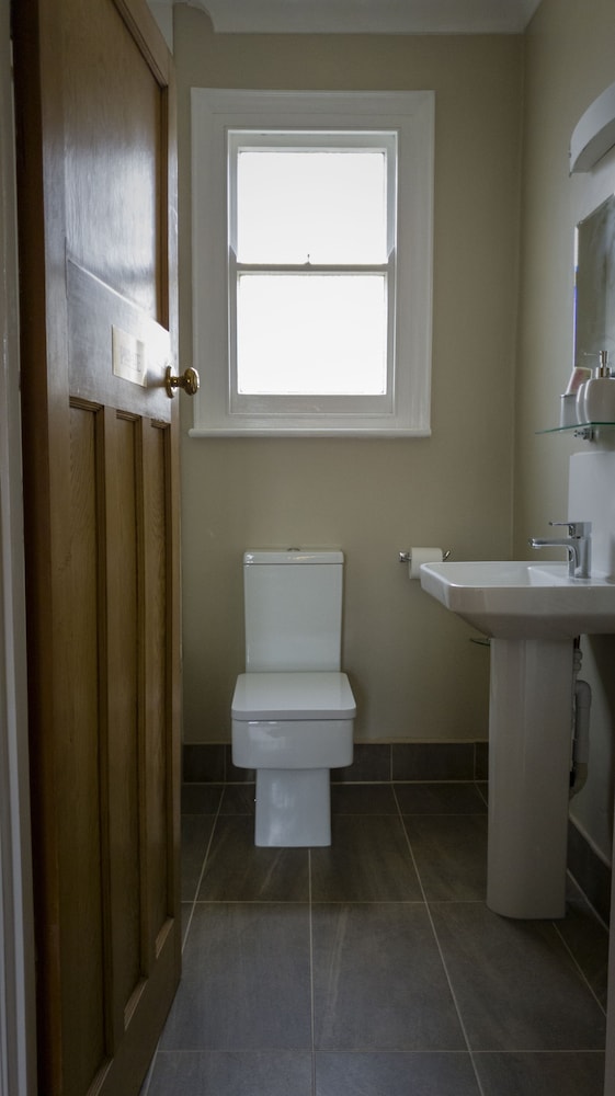 Sandfield Guest House