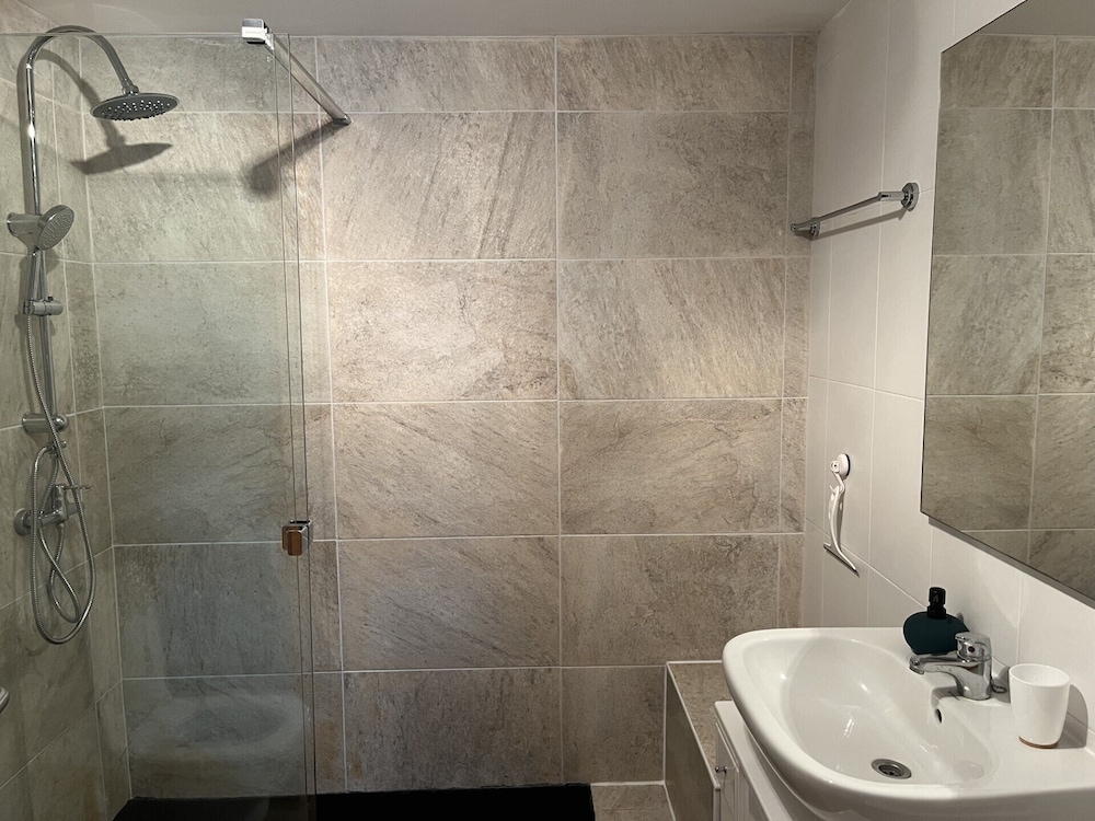 Extended Frontline Ground Floor Apartment