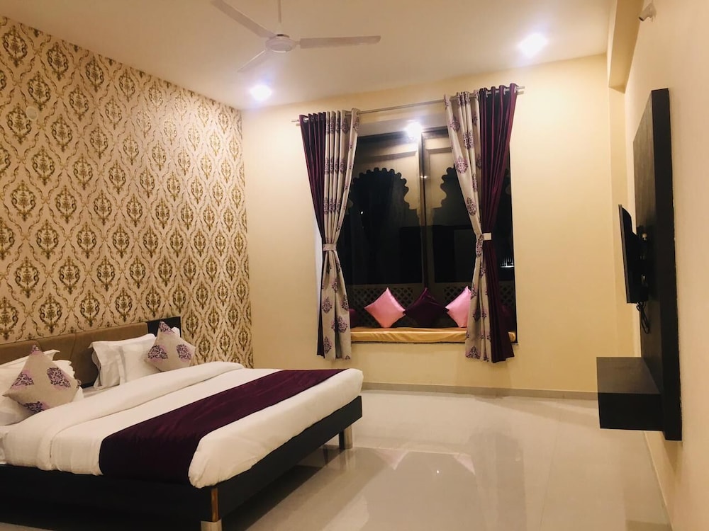 Vijayam Resort