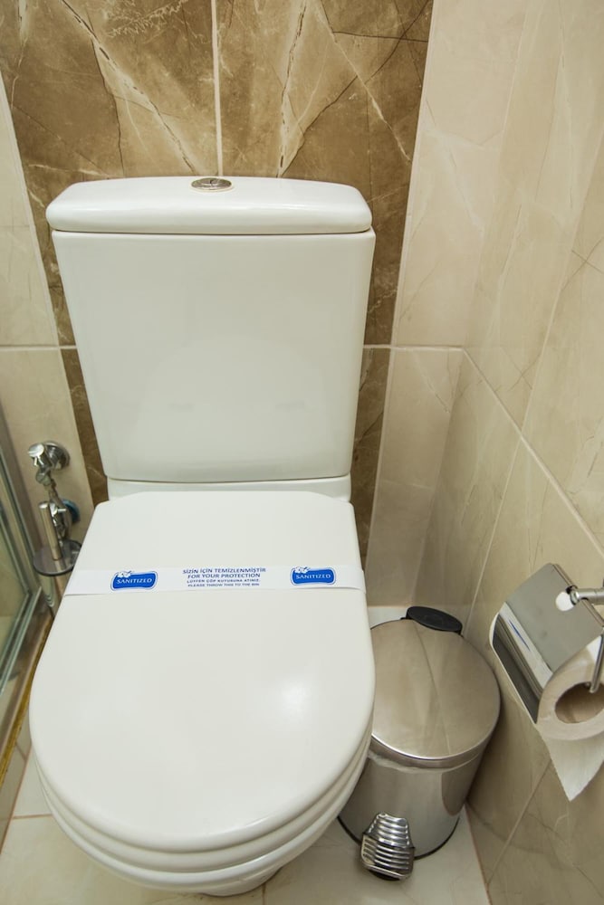 The Peraport Otel - Image 35