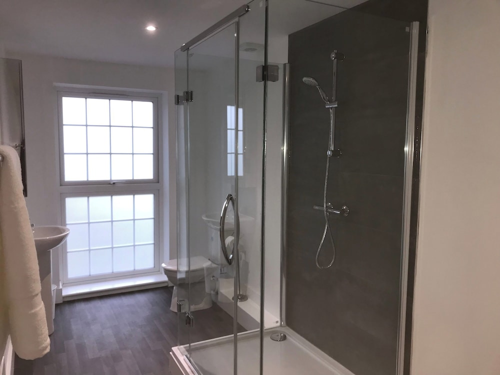 Stunning 3 bed Lodge on Private Estate