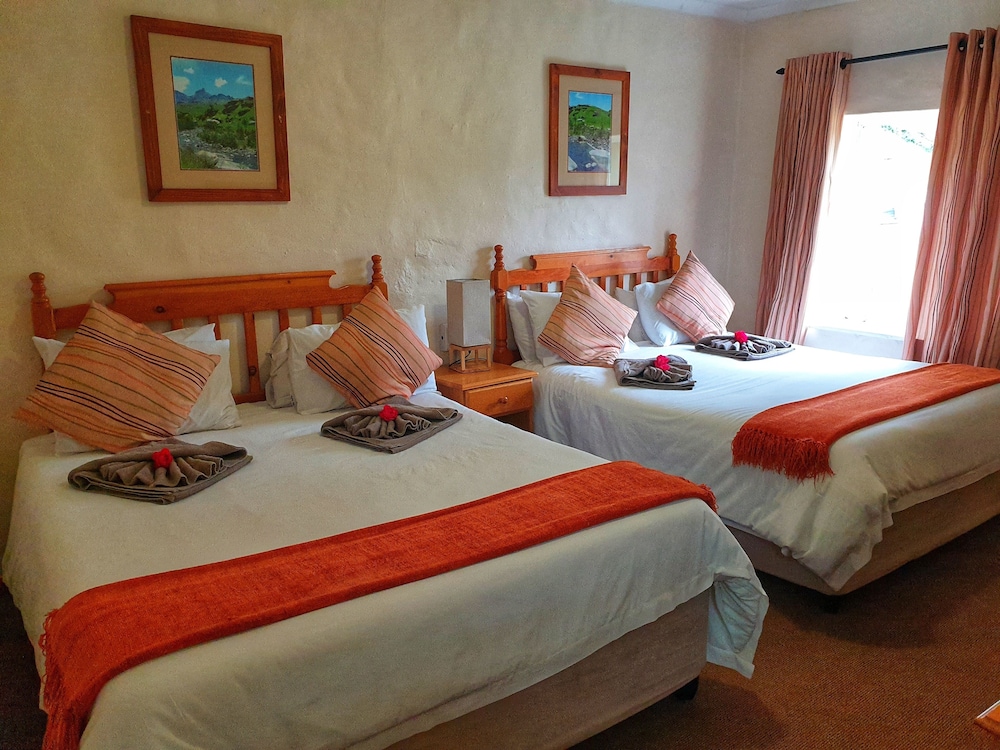 Mountain View Cottages Self Catering view 4