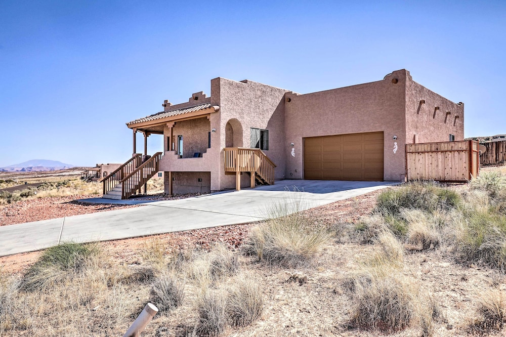 3 Mi to Lake Powell: Pet-friendly Page Home view 3