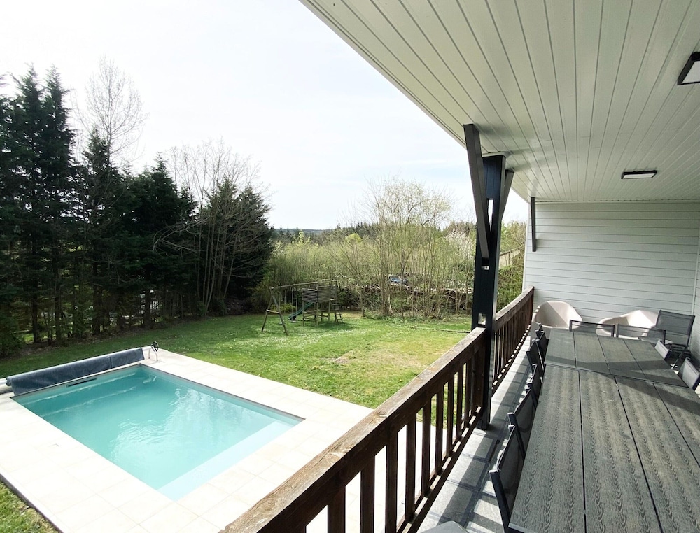 Holiday Home in Heure With Pool & Sauna