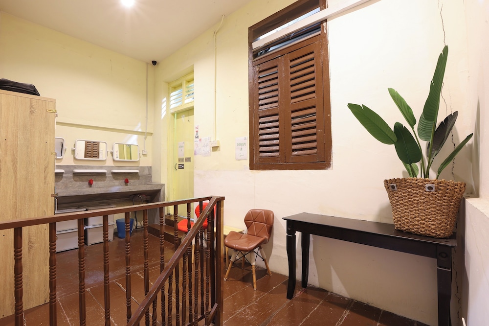 Dou Houz - Hostel