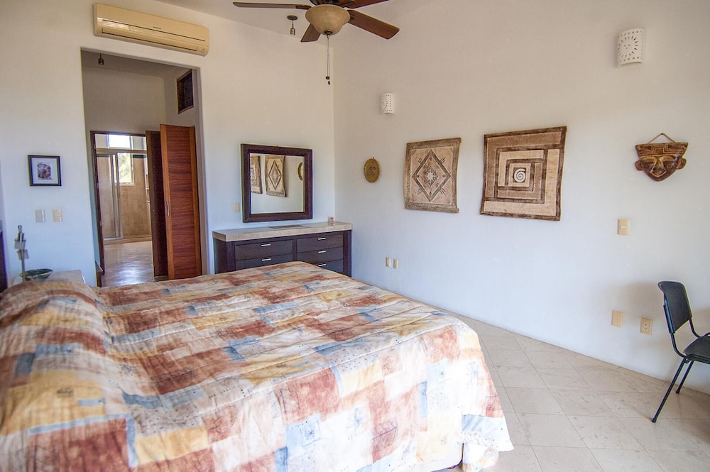 Mar A Villa view 4