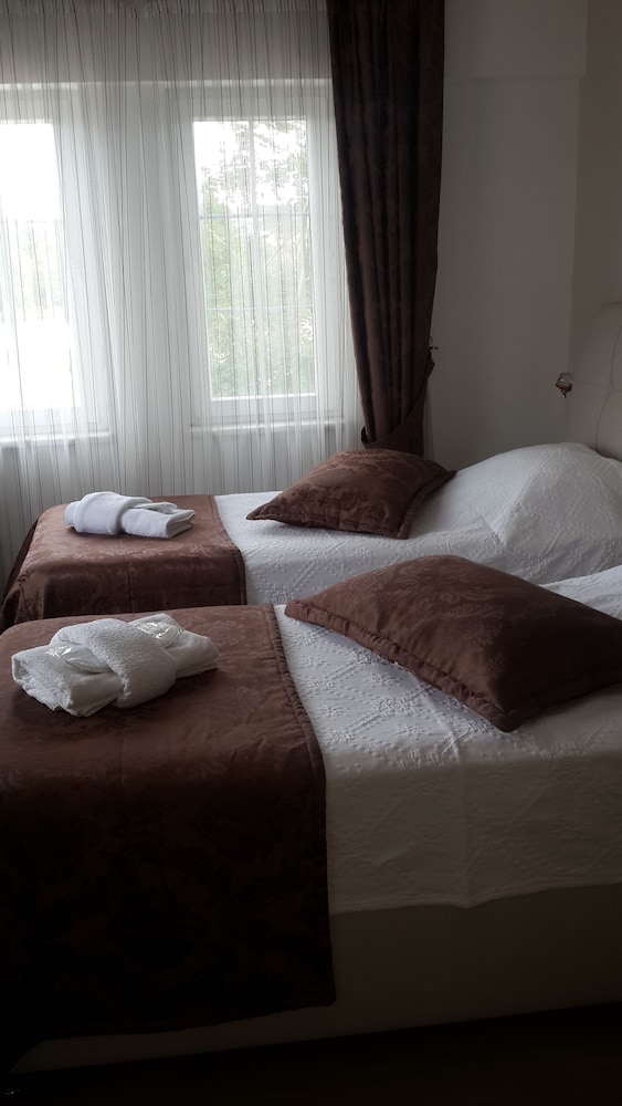 Le Mansion Otel - Image 26