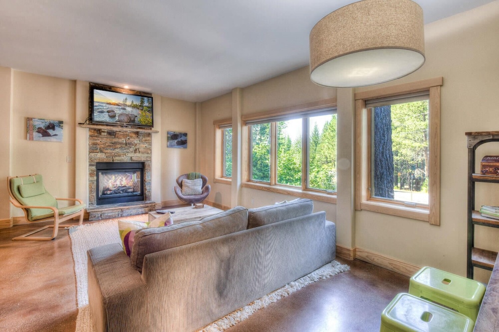 Lake Tahoe Vacations - Shining Shire - Property Image 32