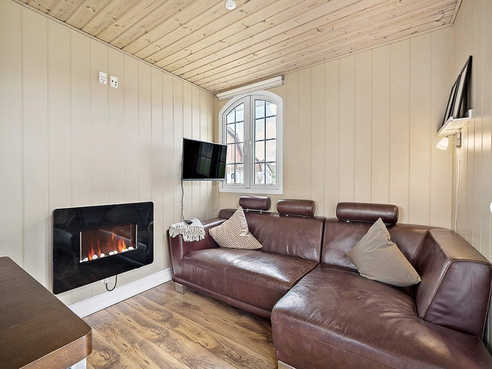 6 Person Holiday Park Home in Otterup