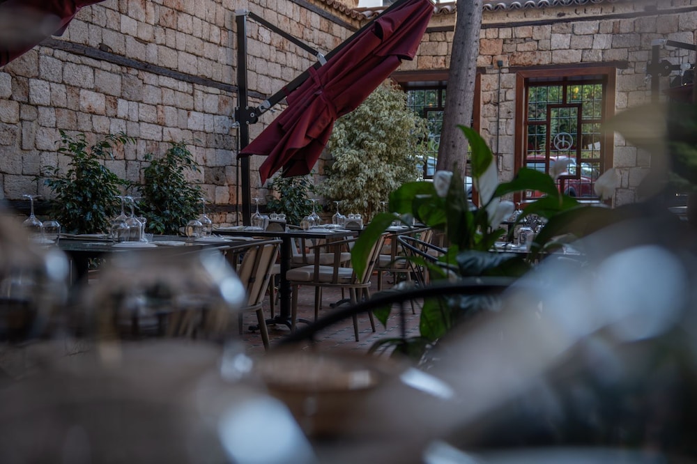 Belmondo Süitler - Image 85