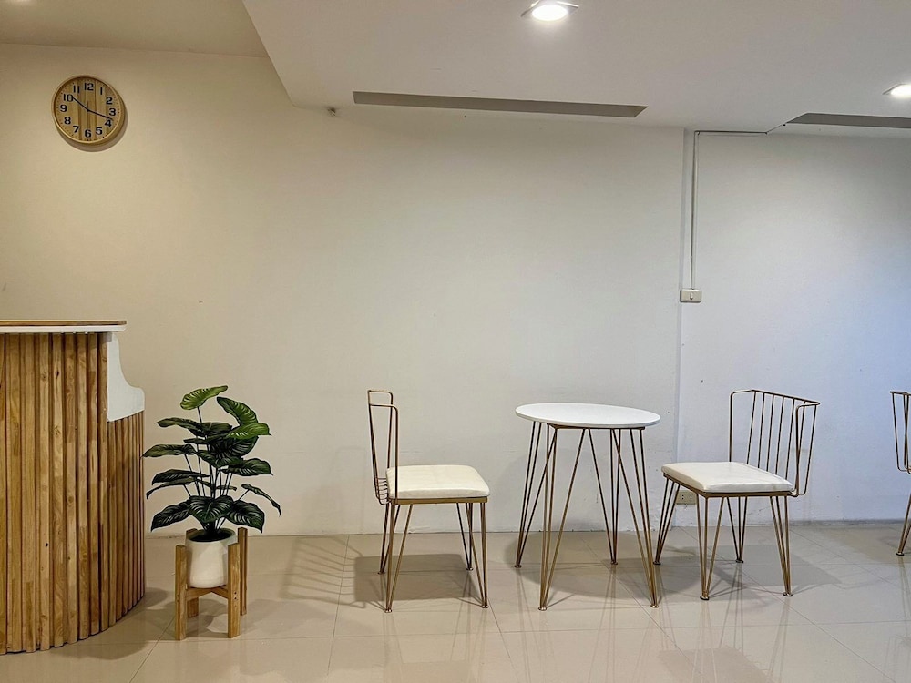 Comfy Crib Hostel 2