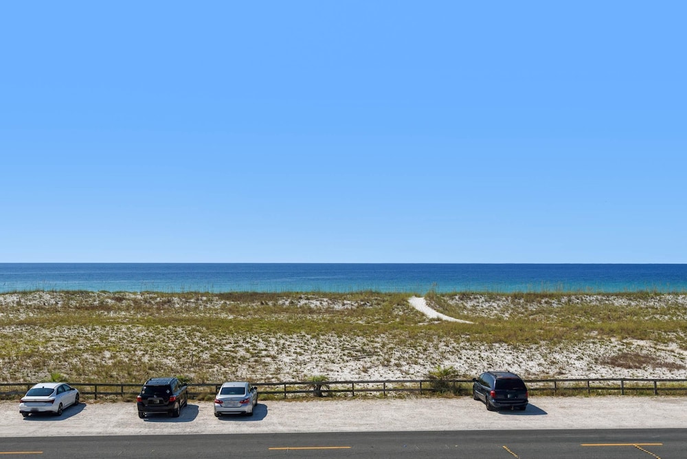 The Gulfview Grandeur