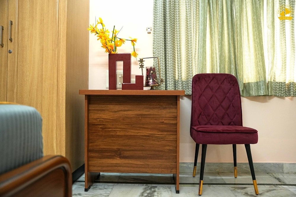 Yellow Bells Residency (Serviced Apartments)
