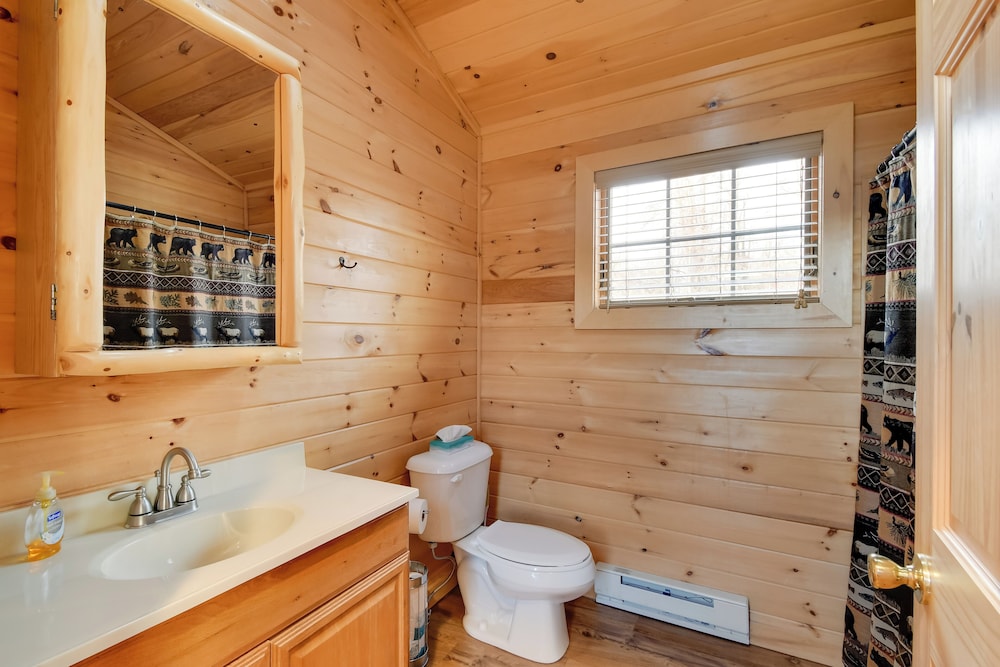 Shared Dock Access at Lakeside Sodus Bay Cabin!