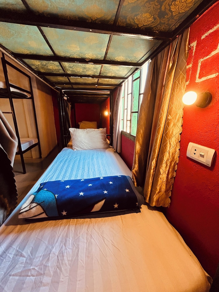 Vang Vieng Rock Backpacker Hostel