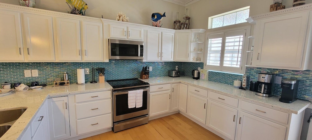 121 Snapper By The Sea 4 Bedroom Home