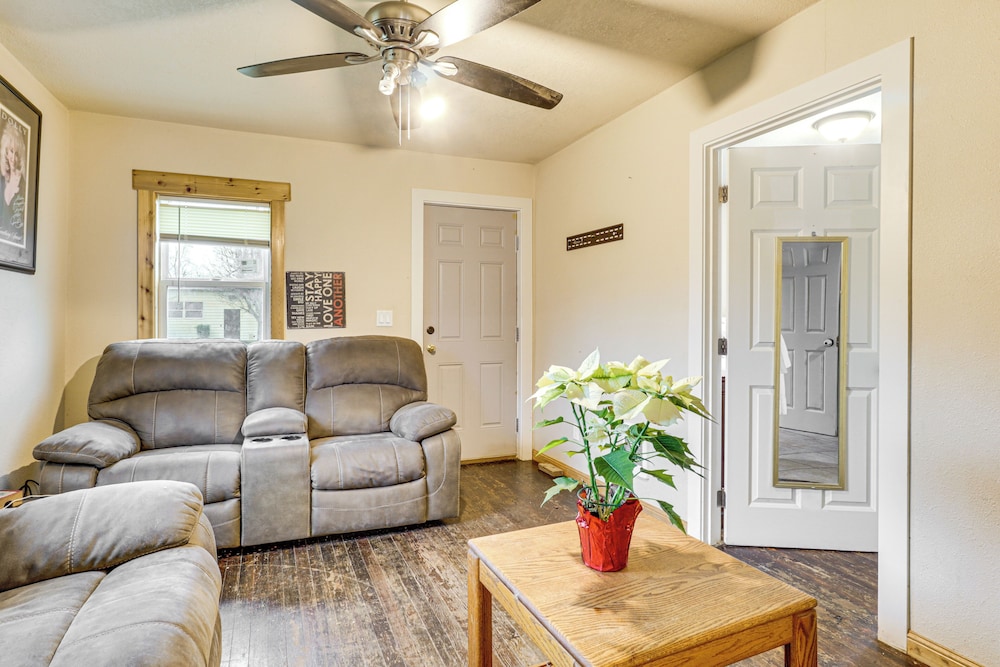 3 Mi to University of Oregon: Cozy Home