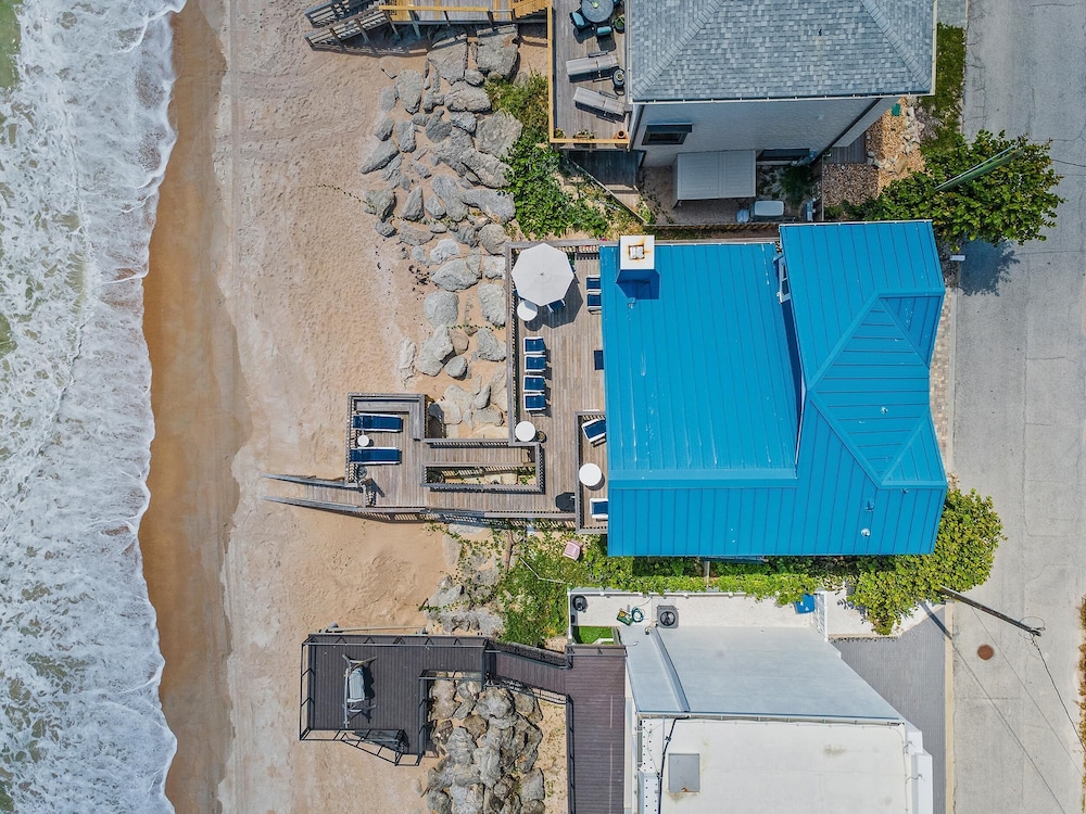 Dolphin House