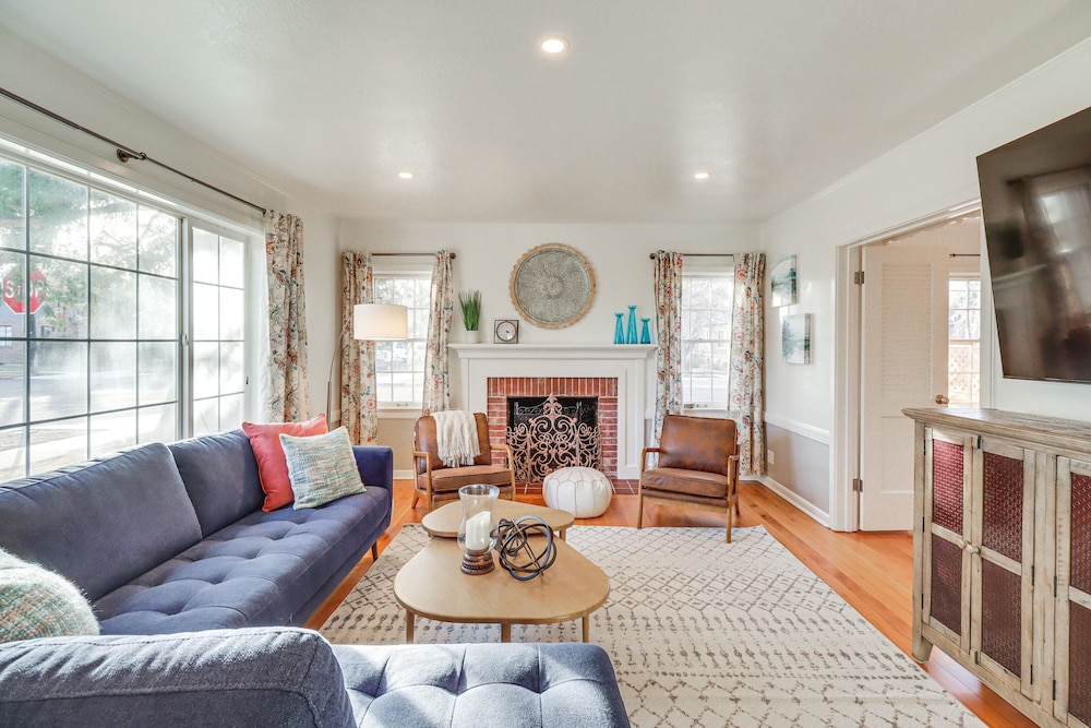 Reno Vacations - Centrally Located Reno House < 1 Mi to Midtown - Property Image 13