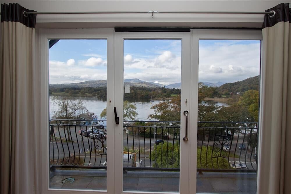 Lakeland View