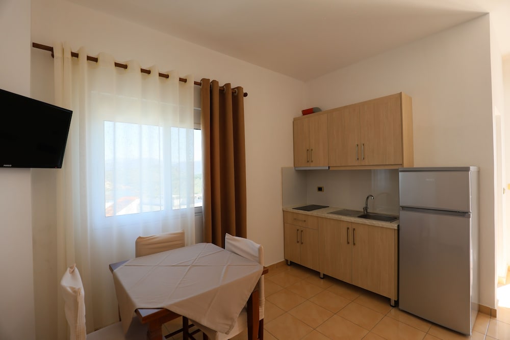 Michelle Apartments